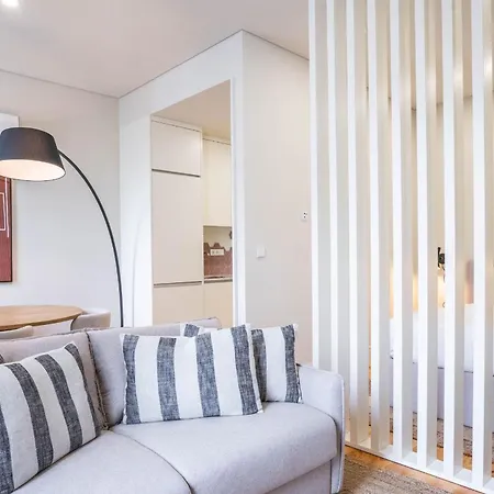 Formosa With Balcony By Lovelystay Apartmán