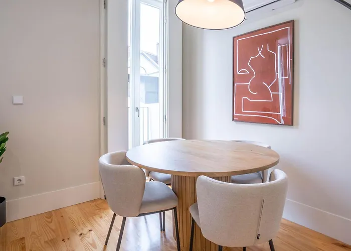 Formosa With Balcony By Lovelystay *