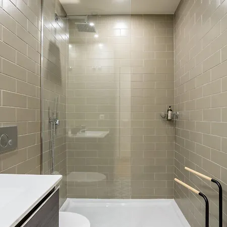 Apartment Formosa With Balcony By Lovelystay *