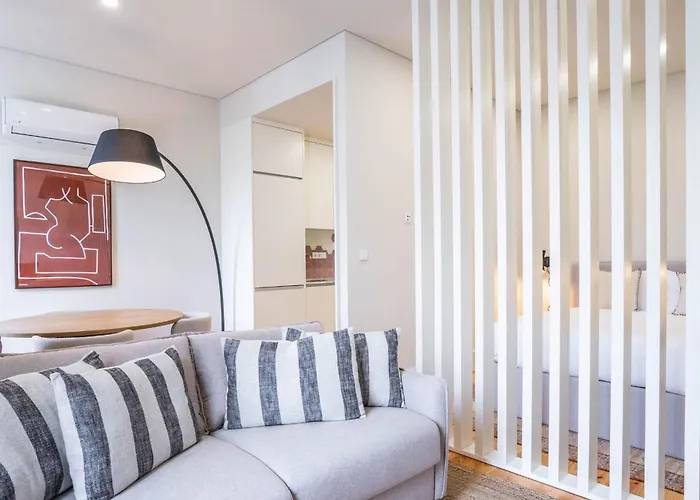 Formosa With Balcony By Lovelystay Apartman