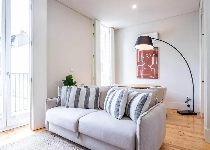 Formosa With Balcony By Lovelystay Apartman Porto